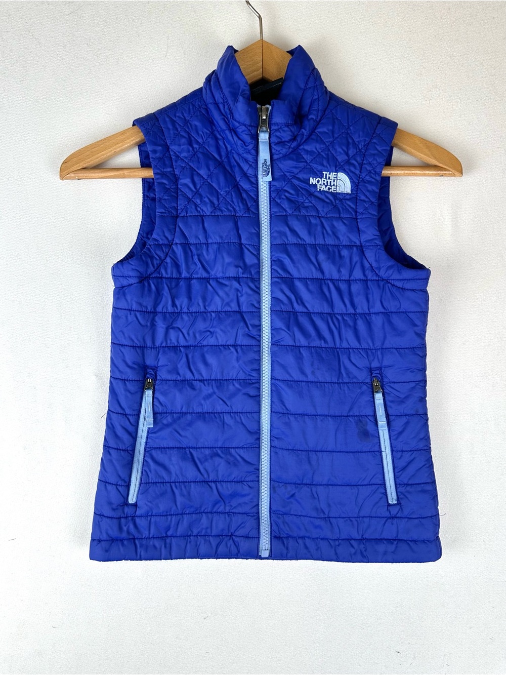 The North Face Quilted Puffer Vest Lightweight Girls S Gorpcore Outdoor